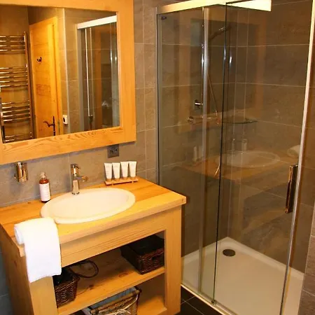 Chalet Adele In&ski Out Chalet 10 Pers *